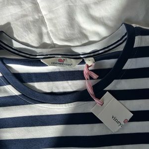 vineyard vines navy & blue striped 3/4 sleeve top